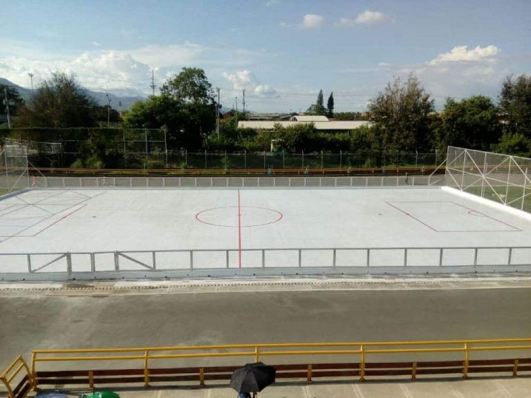 construccion de pista de hockey