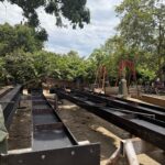 Perfiles de acero sobre burros de trabajo en el taller – HFL Ingeniería y Arquitectura