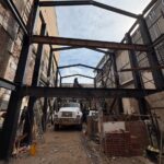 Porticos de acero interior – estructura metálica Restaurante Salvaje, Cali – HFL Ingeniería y Arquitectura